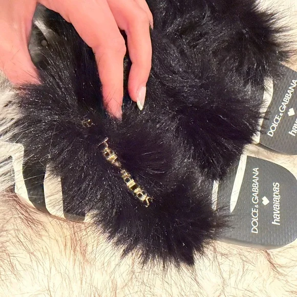 Dolce & Gabbana Black Fur Flip Flops - Picture 5 of 5